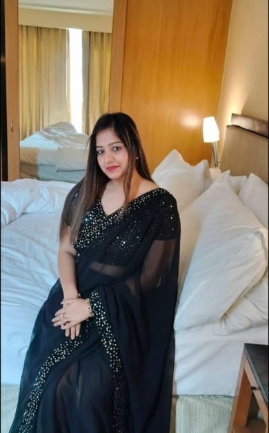 Call Girls in Delhi Cantt